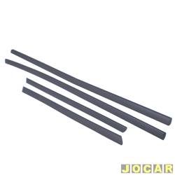Friso lateral - <b>Volkswagen Golf 1.6 Mi Tech Total Flex 4P de 2009 at 2009</b> - Golf 2008 at 2014 - autoadesivo - preto - jogo