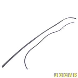 Friso do teto - alternativo - <b>Volkswagen Gol CL 1.8 Mi 4P - Bola de 1998 at 1999</b> - Gol 1998 at 1999 - 4 portas  - preto - lado do passageiro - cada (unidade)