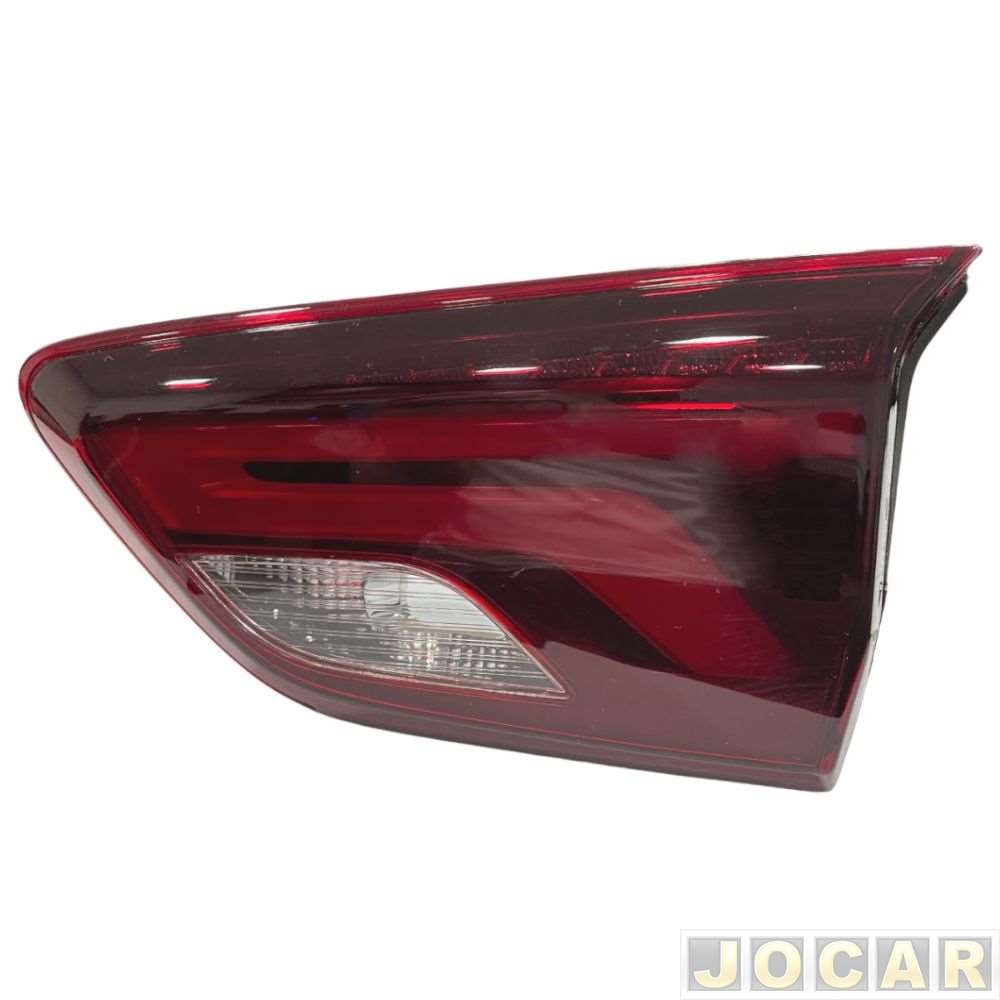 Lanterna traseira principal - importado - Onix Sedan 2020 em diante - tampa traseira - com LED - lado do passageiro - cada (unidade) - 31770