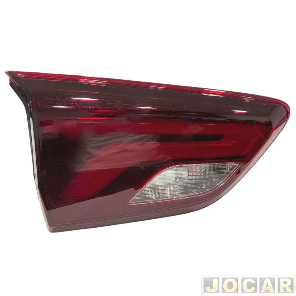 Lanterna traseira principal - importado - Onix Sedan 2020 em diante - tampa traseira - com LED - lado do motorista - cada (unidade) - 31771