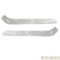 Protetor do para-choque - NP Adesivos - <b>Fiat Bravo Essence 1.8 16V Dualogic Plus Flex 4P de 2012 at 2016</b> - Bravo 2010 at 2016 - resinado - autoadesivo - 4 portas - jogo - 000991
