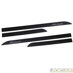 Friso lateral - <b>Fiat Bravo Essence 1.8 16V Dualogic Plus Flex 4P de 2012 at 2016</b> - Bravo 2010 at 2016 - cinza cromo - perfil faco - autoadesivo - jogo
