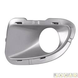 Grade (moldura) lateral do para-choque - alternativo - <b>Fiat Punto Essence 1.6 16V Dualogic Flex 4P de 2010 at 2012</b> - Punto 2007 at 2012 - com furo para milha - prata - lado do motorista - cada (unidade)