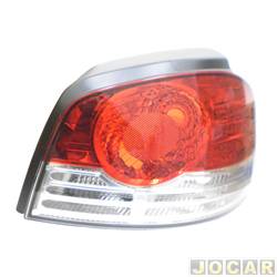 Lanterna traseira principal - Magneti Marelli - <b>Fiat Palio Hatch 1.8R Flex 2P de 2007 at 2010</b> - Palio 2009 at 2011 - vermelho e branco - lado do passageiro - cada (unidade) - MM0312135