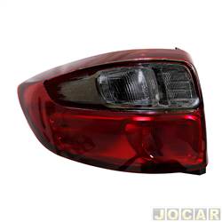 Lanterna traseira principal - alternativo - Renov - <b>Fiat Strada Cabine Simples Working 1.4 8V Flex 2P de 2013 at 2020</b> - Strada 2014 at 2020 - pisca e r fum - lado do motorista - cada (unidade) - 8051ACR