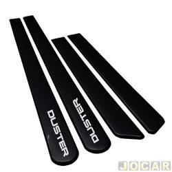 Friso lateral - <b>Renault Duster Expression 4X2 1.6 16V SCe Flex 4P de 2016 at 2020</b> - Duster 2011 at 2020 - preto Nacre - autoadesivo - jogo