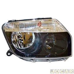 Farol principal - TYC - <b>Renault Duster Expression 4X2 1.6 16V Hi-Flex 4P de 2011 at 2014</b> - Duster 2010 at 2014 - mscara negra - lado do passageiro - cada (unidade) - 20402