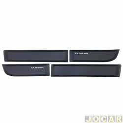 Friso lateral - Renault Duster Expression 4X2 1.6 16V SCe Flex 4P de 2016 at 2020 - Duster 2011 at 2020 - com nome - injetado - autoadesivo - preto - jogo