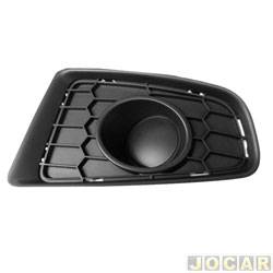 Grade (moldura) lateral do para-choque - alternativo - <b>Renault Sandero Stepway Rip Curl 1.6 16V Hi-Flex de 2012 at 2014</b> - Sandero 2012 at 2014 - sem milha - preta - dianteiro - lado do motorista - cada (unidade)