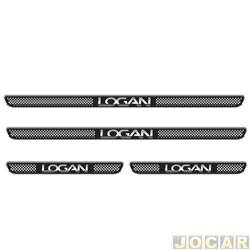 Aplique da soleira - Emblemax - <b>Renault Logan Expression 1.0 12V SCe Flex de 2017 at 2019</b> - Logan 2013 em diante - resinado - 4 portas - autoadesivo - preto e cromado - jogo - SOL025