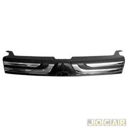 Grade dianteira - importado - <b>Mitsubishi Outlander FTP 4X4-AT 2.2 Turbo-IC diesel 4P de 2015 at 2015</b> - Outlander 2014 at 2015 - cromada/preta - cada (unidade) - 26961