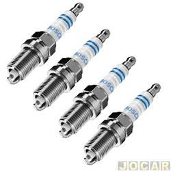 Vela de ignio - Bosch - <b>Volkswagen Fox 1.0 8V Route Total Flex 4P de 2007 at 2010</b> - Bora 2.0 2008 em diante - Fox 1.0 2008 at 2014 - Fox 2003 at 2014 - jogo - F000KE0P33
